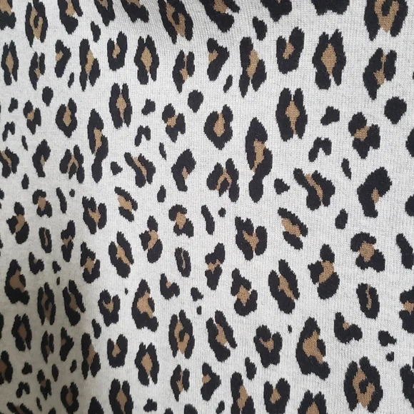 Loft sweater - Picture 3 of 3